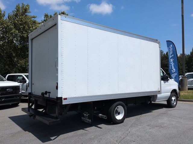 2027 Ford E-350SD Base Cutaway