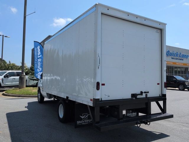 2027 Ford E-350SD Base Cutaway