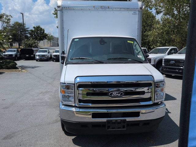 2027 Ford E-350SD Base Cutaway
