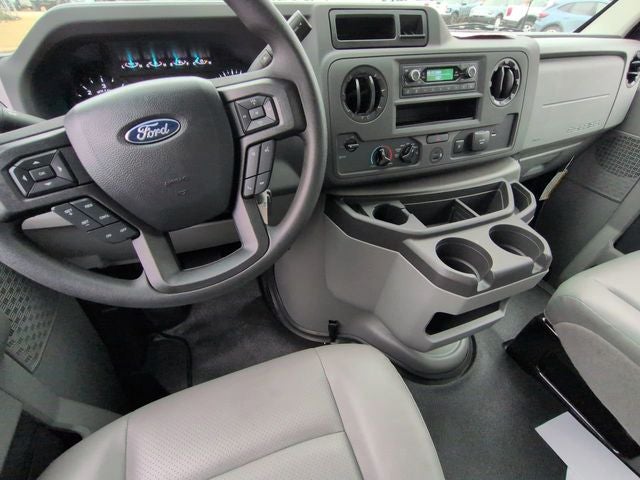 2025 Ford E-350SD Base Cutaway