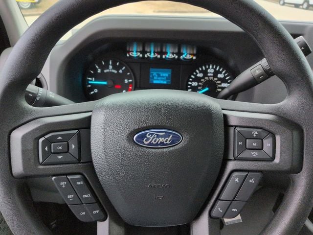 2025 Ford E-350SD Base Cutaway