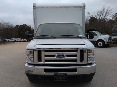 2025 Ford E-350SD Base Cutaway