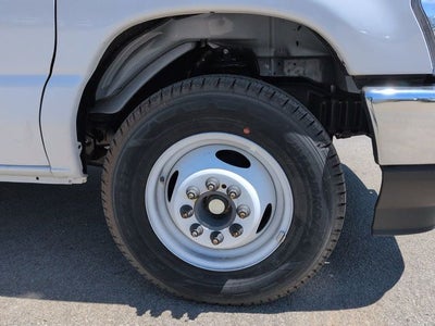 2026 Ford E-350SD Base Cutaway