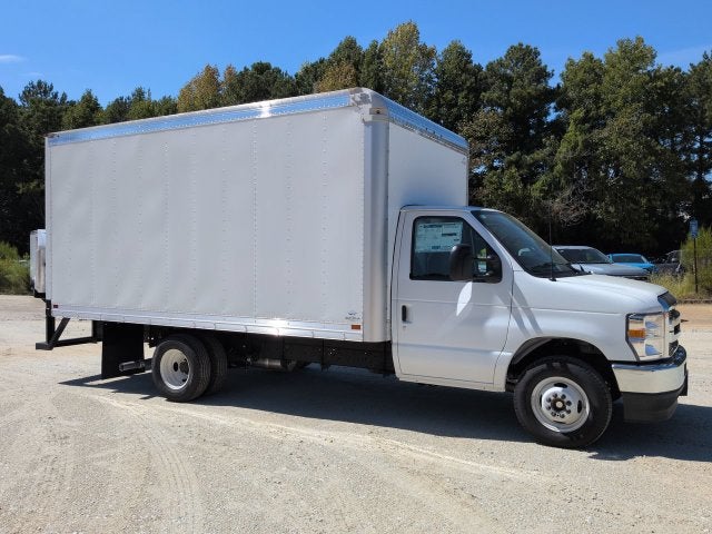 2027 Ford E-350SD Base Cutaway