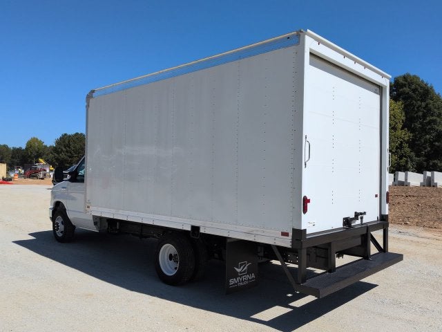 2027 Ford E-350SD Base Cutaway