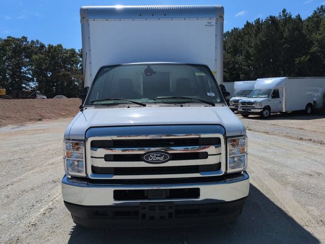 2027 Ford E-350SD Base Cutaway