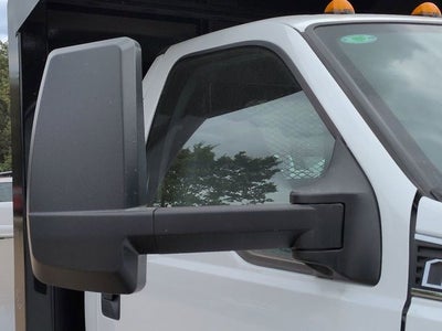 2027 Ford F-750SD Base