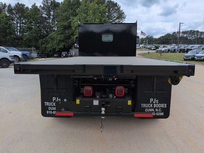 2027 Ford F-750SD Base