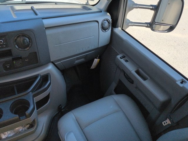 2027 Ford E-450SD Base