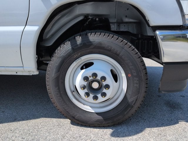 2027 Ford E-450SD Base
