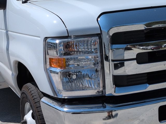 2027 Ford E-450SD Base