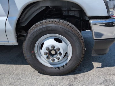 2027 Ford E-450SD Base
