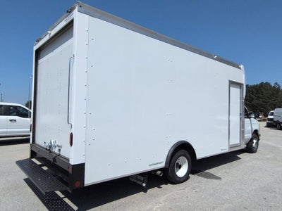 2027 Ford E-450SD Base