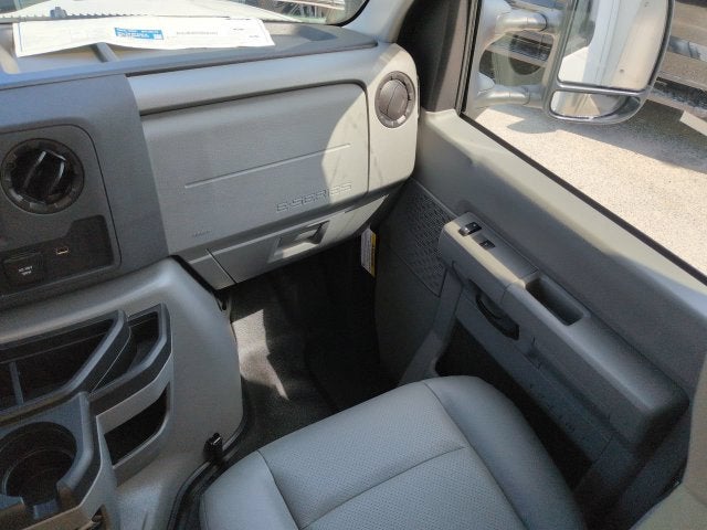 2027 Ford E-450SD Base