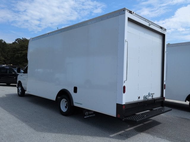 2027 Ford E-450SD Base