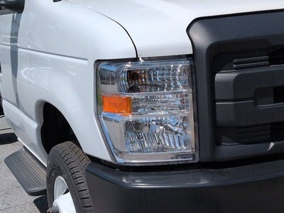 2026 Ford E-450SD Base DRW