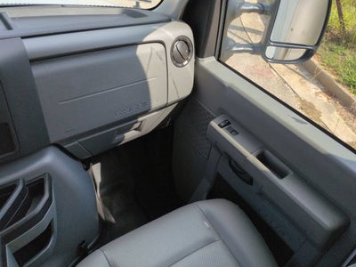 2027 Ford E-450SD Base