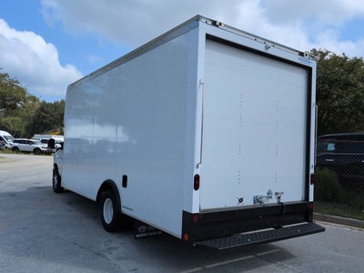 2027 Ford E-450SD Base