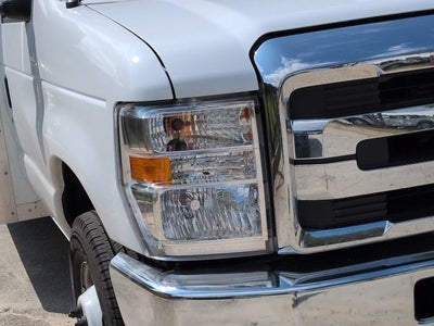 2027 Ford E-450SD Base