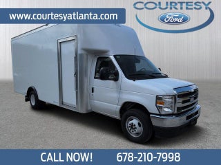 2027 Ford E-450SD Base