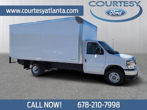 2027 Ford E-450SD Base