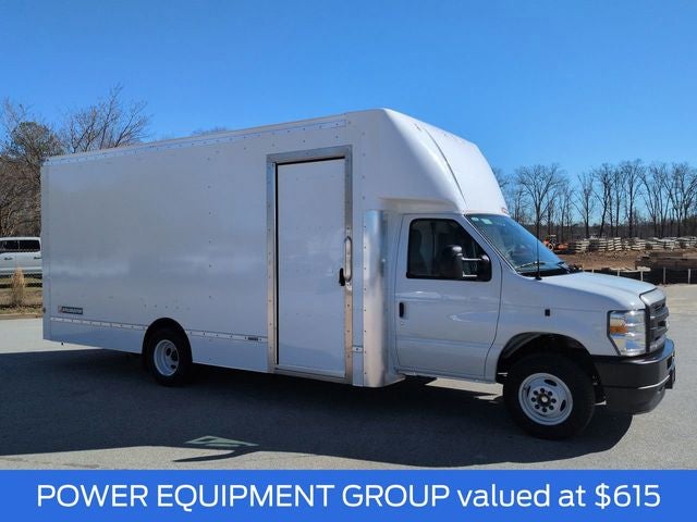 2026 Ford E-450SD Base