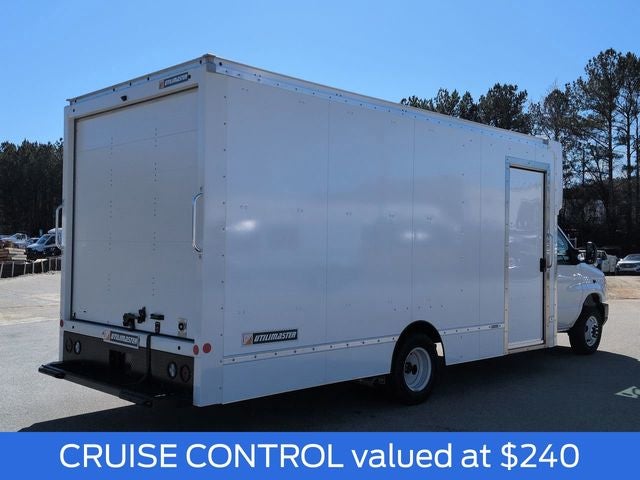 2026 Ford E-450SD Base