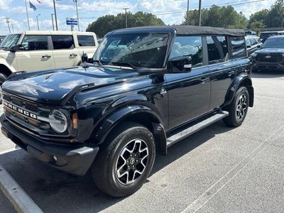 2022 Ford Bronco Outer Banks 4WD