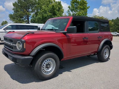 2025 Ford Bronco Base