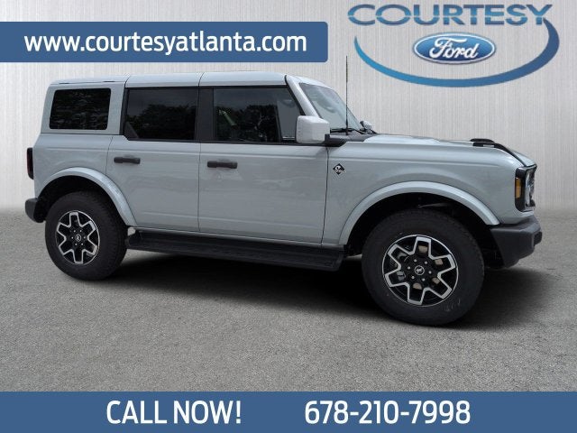 2026 Ford Bronco Outer Banks