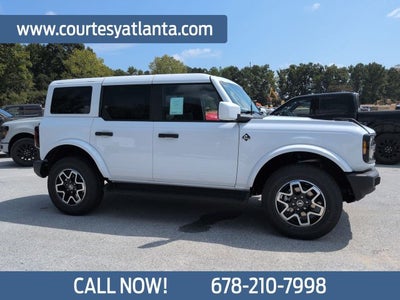 2026 Ford Bronco Outer Banks