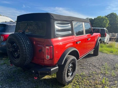 2023 Ford Bronco Black Diamond 4WD