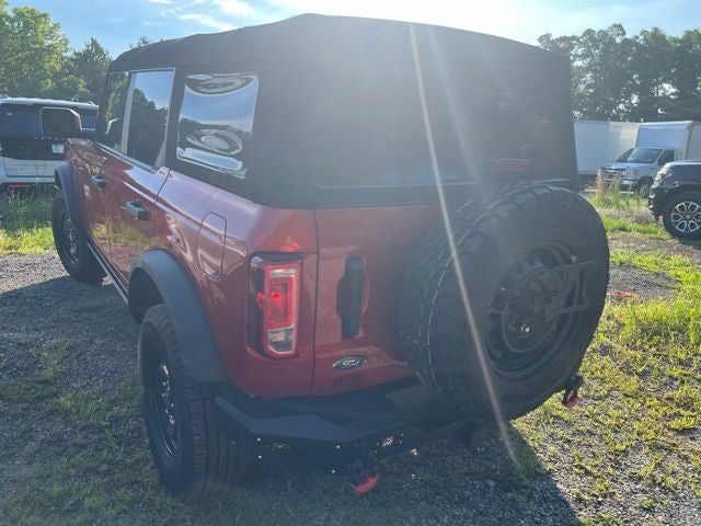 2023 Ford Bronco Black Diamond 4WD