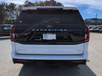2025 Ford Expedition Max Active