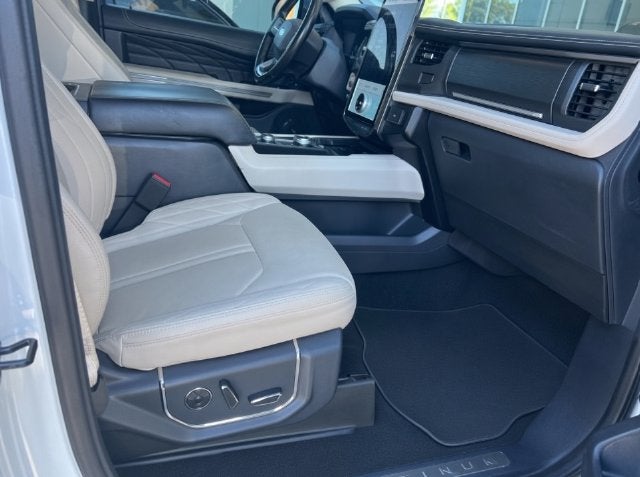 2024 Ford Expedition Max Platinum 4WD