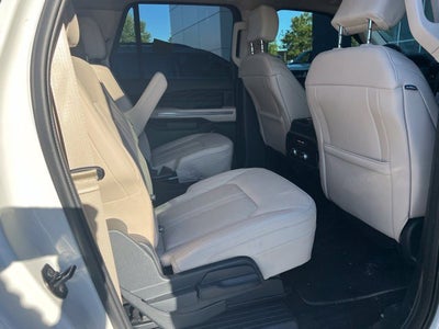 2024 Ford Expedition Max Platinum 4WD