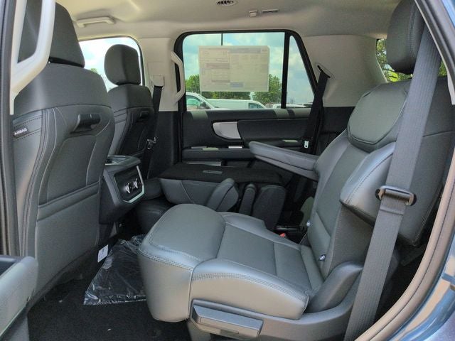 2027 Ford Expedition Active CC