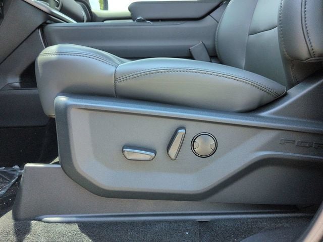 2027 Ford Expedition Active CC
