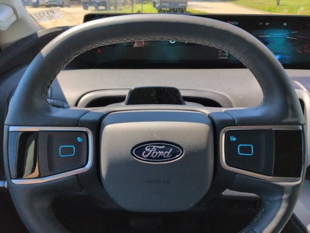 2025 Ford Expedition Active 4WD DP