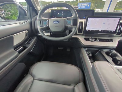 2025 Ford Expedition Active 4WD