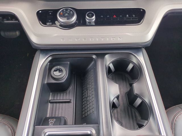 2025 Ford Expedition Active 4WD