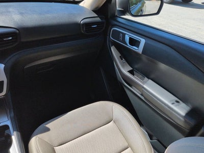 2024 Ford Explorer Base