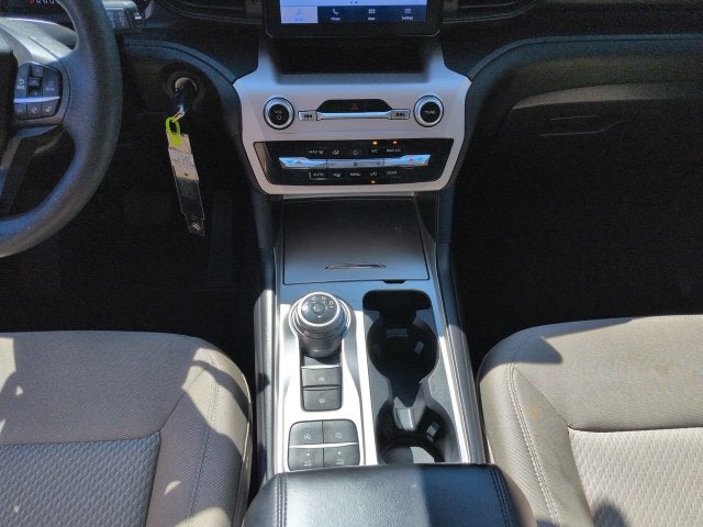 2024 Ford Explorer Base