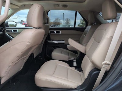 2023 Ford Explorer XLT 4WD