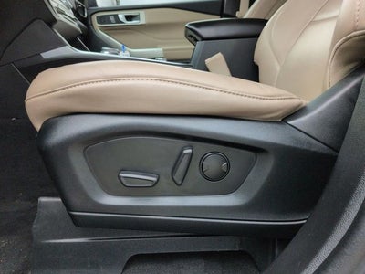 2023 Ford Explorer XLT 4WD