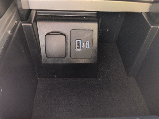 2023 Ford Explorer XLT 4WD