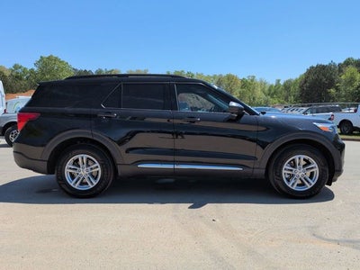 2023 Ford Explorer XLT 4WD