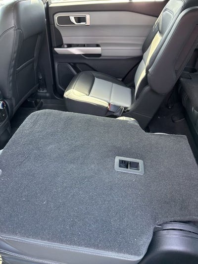 2022 Ford Explorer XLT 4WD