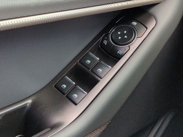 2025 Ford Explorer Active cc