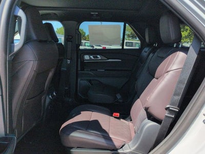 2027 Ford Explorer Platinum